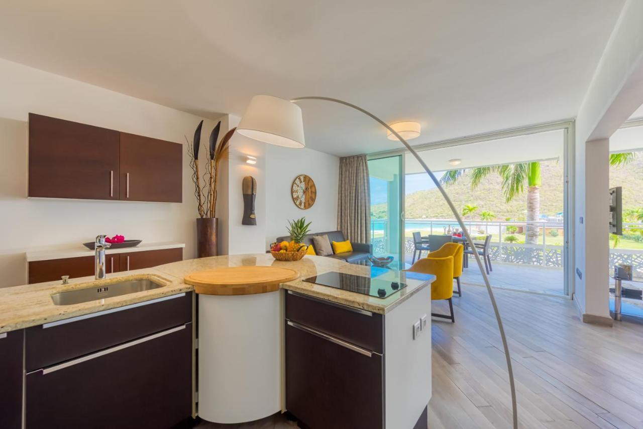 Le Domaine Anse Marcel Beach Resort Exterior foto