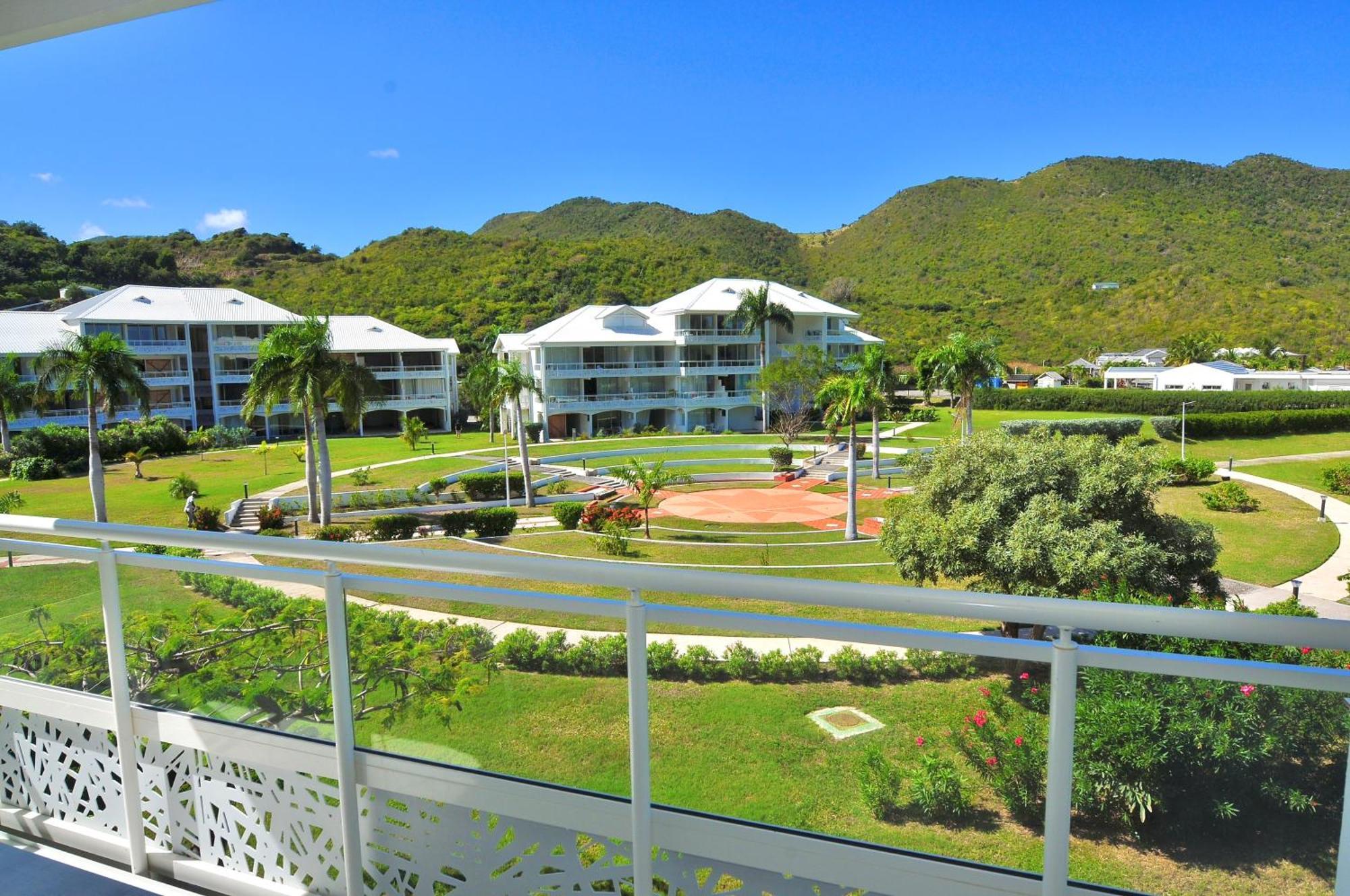 Le Domaine Anse Marcel Beach Resort Exterior foto
