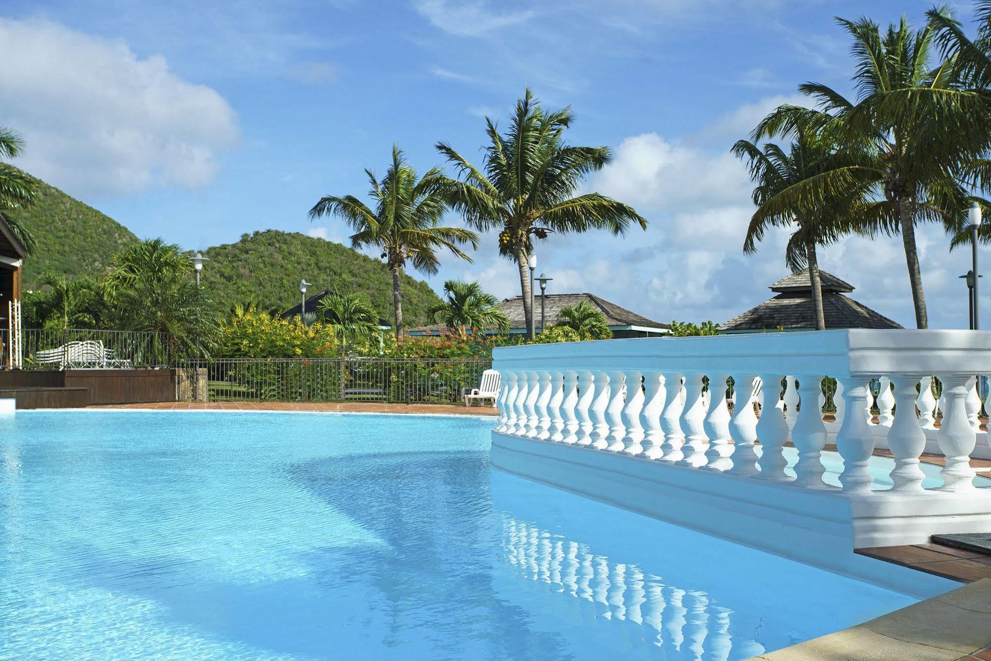 Le Domaine Anse Marcel Beach Resort Exterior foto
